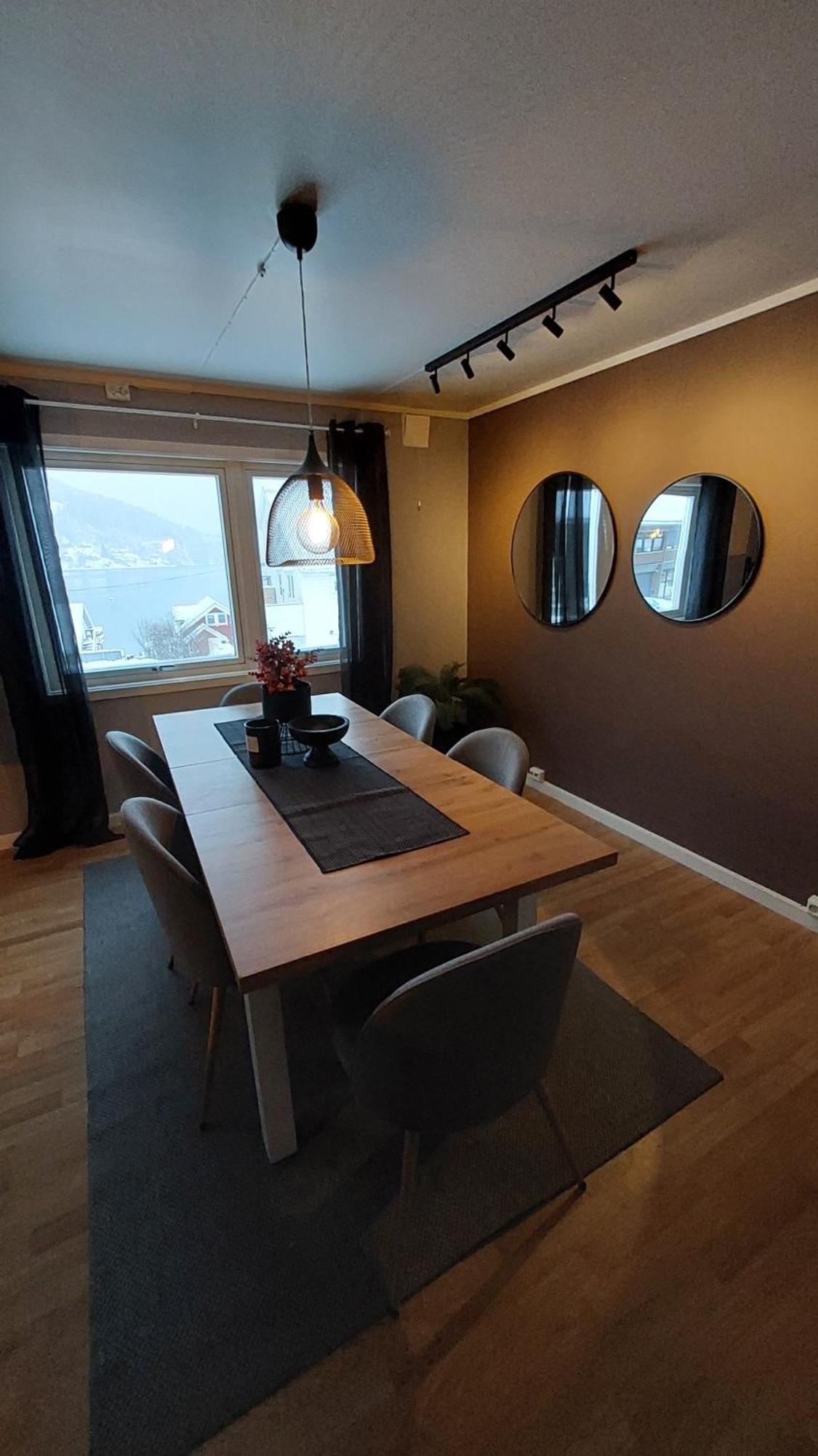 Lyngen Apartments Lyngseidet Eksteriør bilde